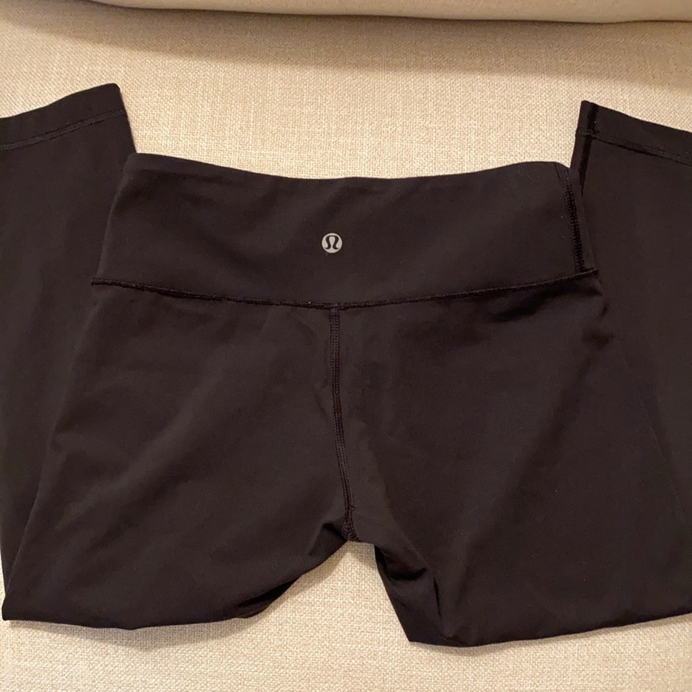 Lulu Lemon cropped leggings